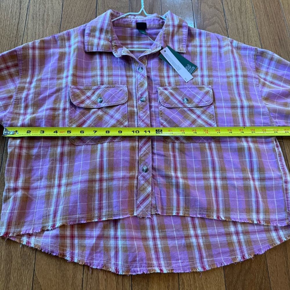 Wild Fable Women's Long Sleeve Cropped Button-Down Shirt Pink Plaid Small NWT - Picture 9 of 9
